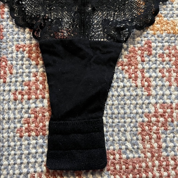 Pinsy Sculpting Lace Shapewear Bodysuit in Black Size XL - Picture 6 of 9